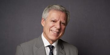 Daniel López Rosetti cerrará el exitoso ciclo “Maipú Crece entre Viñas y Letras”.