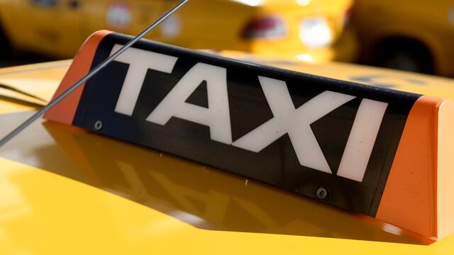 Córdoba: aumentan un 40% taxis y remises. (Ramiro Pereyra / La Voz)