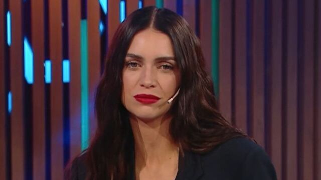Zaira Nara posó con un look casual y sin maquillar.