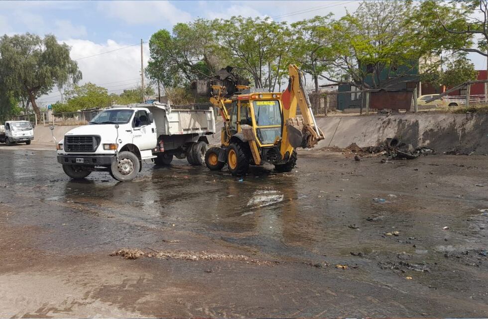 Limpieza en Las Heras y Capital: se retiraron 300 toneladas de basura en cauces y colectores