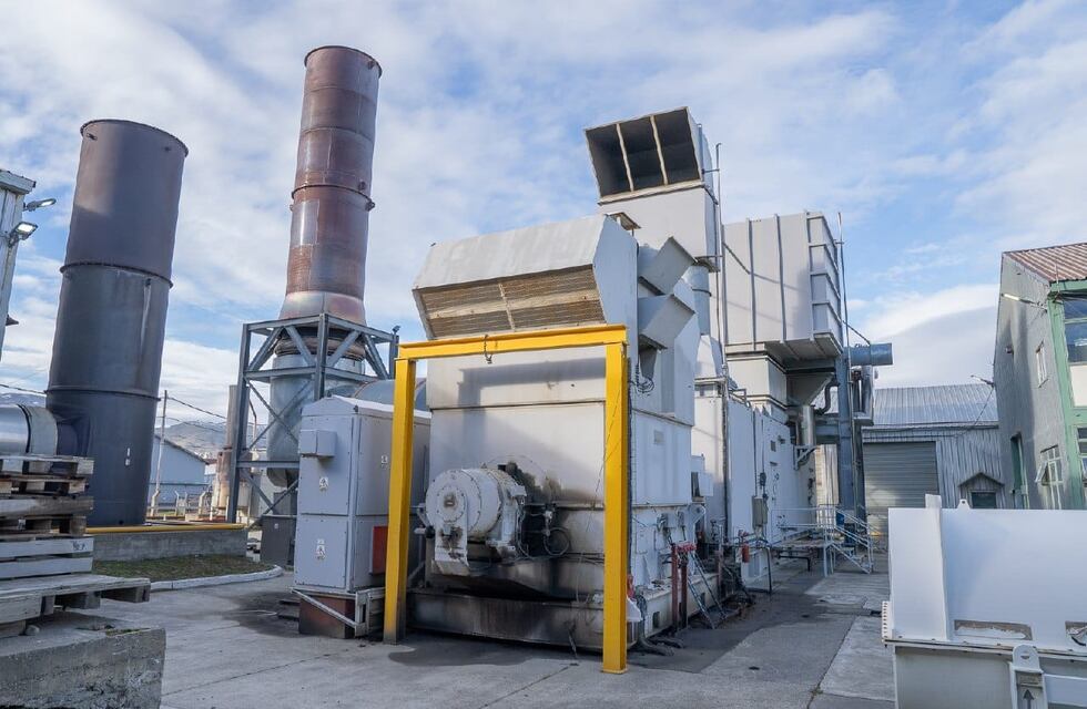 “Estamos poniendo el máximo esfuerzo en una solución a corto plazo para ir normalizando el servicio”