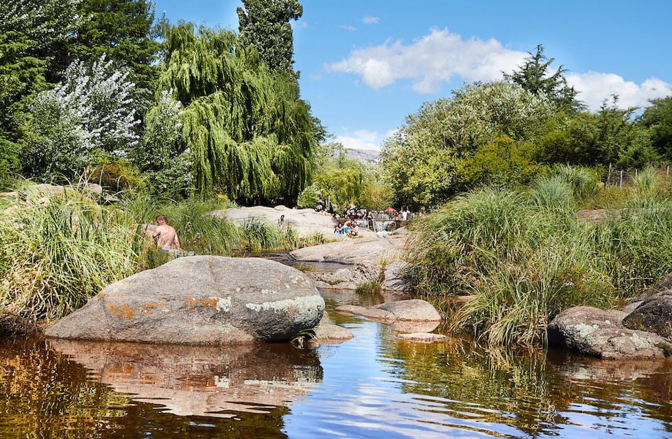 El “rincón de la tranquilidad” con aguas cristalinas escondido en Córdoba
