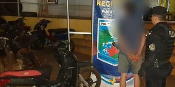 Recuperan motocicleta robada en Comandante Andresito.