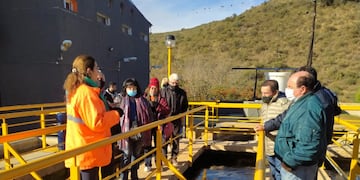 Vecinos y Municipio recorrieron la Planta de Cuesta Blanca