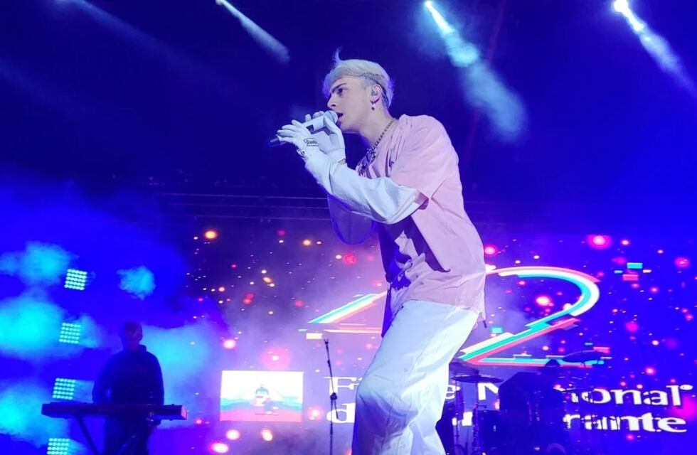 Oberá: Rusherking junto a otros artistas brindaron un gran show para los jóvenes en la Fiesta Nacional del Inmigrante