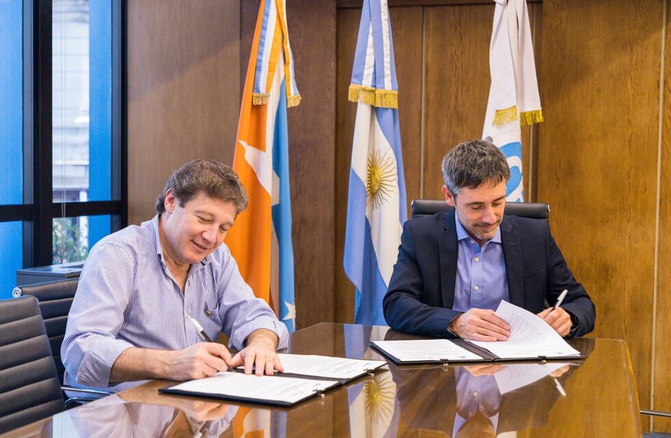 Melella firmó convenios con el CFI para acciones sustentables con el Medio Ambiente