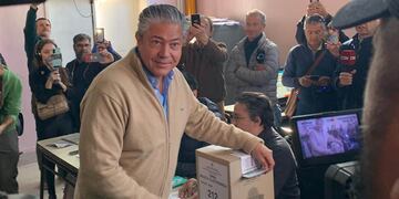 Rolando Figueroa dejará la banca en el Congreso de la Nación al asumir como gobernador de Neuquén.