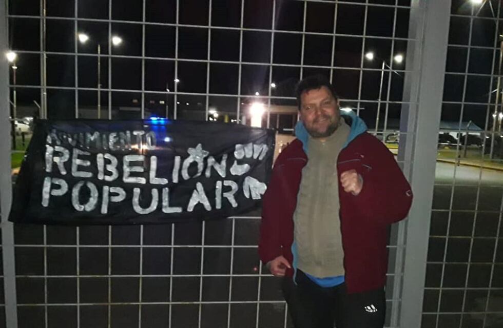 Un hombre murió en el Obelisco en medio de incidentes entre la Policía de la Ciudad y manifestantes