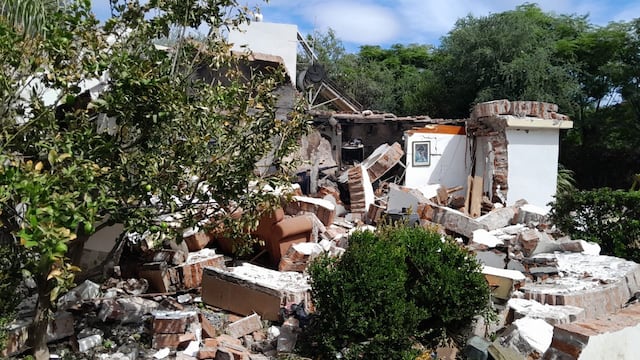 Los daños tras el incendio de la casa en Charbonier. (Policía)