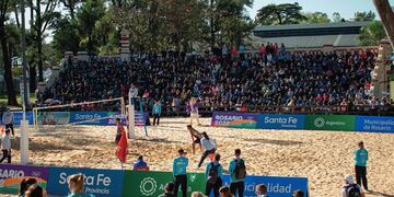 Se inaugura un multiespacio para deportes de arena en el parque Independencia