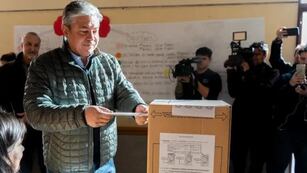 Figueroa votó en Neuquén.