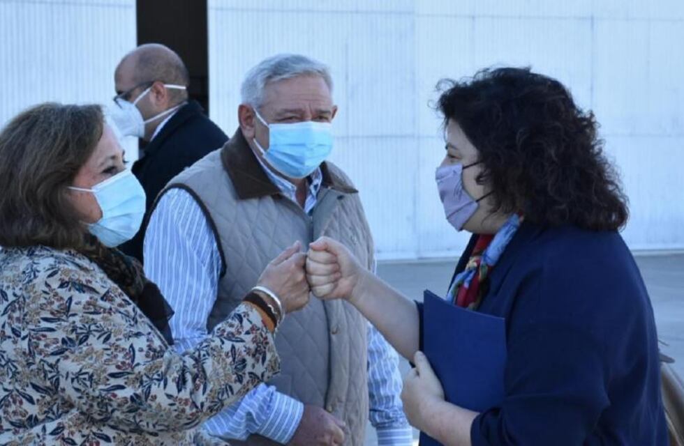 La ministra de Salud de la Nación, Carla Vizzotti llegó a Santiago