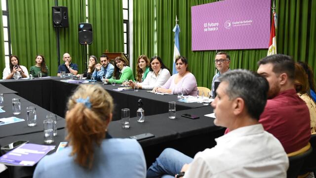 Mesa de trabajo para abordar las Políticas de cuidado en entornos laborales