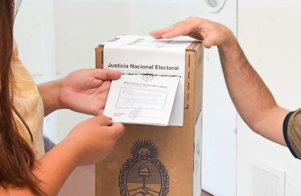 Abrieron las elecciones 2025: hasta qué hora se puede votar