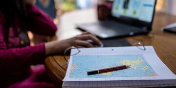 Las clases virtuales seguirán al menos una semana más en Santa Fe