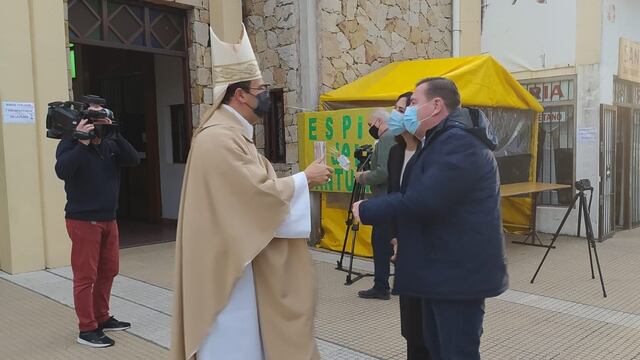 El santuario permanecerá abierto hasta última hora de este sábado pero no habrá misas.