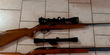 Las armas secuestradas. (Policía)