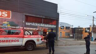 Se registró un incendio en un taller de Córdoba. (Foto: Policía de Córdoba)