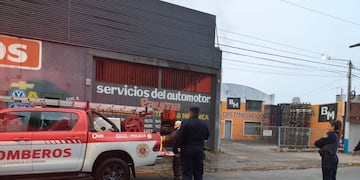 Se registró un incendio en un taller de Córdoba. (Foto: Policía de Córdoba)