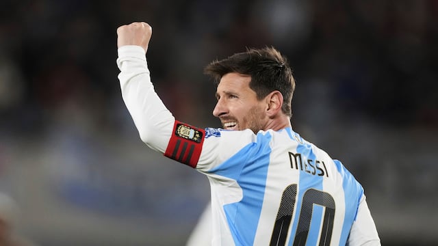 Lionel Messi festejando su segundo gol ante Venezuela. (AP)