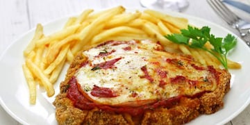 Cuál es la milanesa argentina elegida como la mejor carne empanizada del mundo.