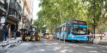 La circulación se bloqueó por completo sobre Laprida y Córdoba.
