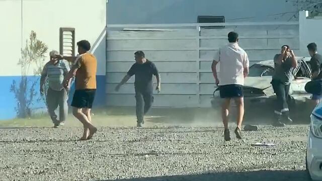 La batalla campal terminó con dos jóvenes demorados.