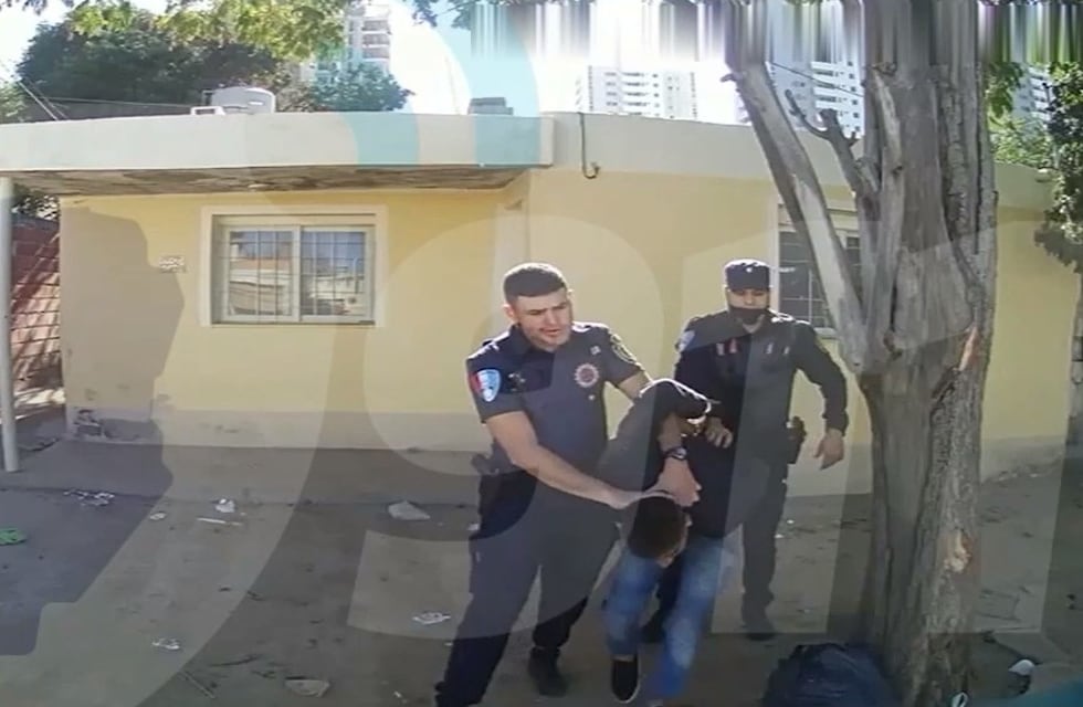 Inseguridad en Córdoba: otros cuatro detenidos por robar ruedas en la vía pública