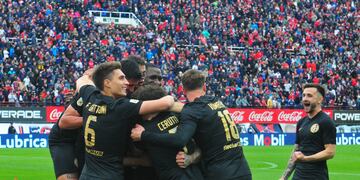 El Ciclón se despidió de la Liga Profesional con una goleada y clasificando a la Copa Sudamericana. Foto: @SanLorenzo