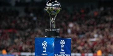 Ya está todo listo para disputar la final de la copa Sudamericana en el Kempes (FútbolRed)