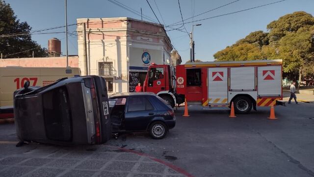 Los Bomberos debieron acudir al lugar para socorrer a los heridos.