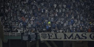 Luna llena y platea Gasparini a pleno en el Kempes, para el Talleres-Unión (Facundo Luque - La Voz).