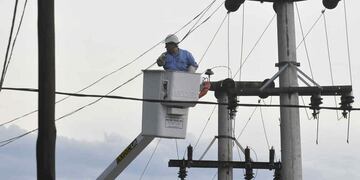 En algunos casos, los cortes de luz en Córdoba continuarán hasta la tarde de este sábado.