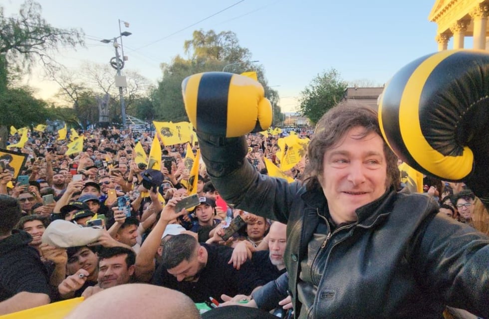 San Luis no fue la excepción: arrasó Milei tras una jornada con denuncias de boletas truchas y adulteradas