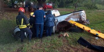Accidente vial en Guaraní dejó como saldo a tres lesionados.