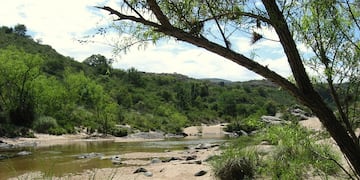 El arroyo San Pablo, un tesoro natural de Cuesta Blanca en Punilla