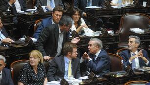 Diputados de Hacemos Coalición Federal en el debate de la "ley ómnibus" (Foto: Federico López Claro)