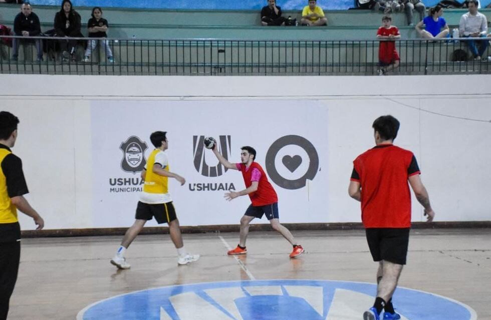 Haciendo historia: se jugó el partido de Handball más largo del mundo