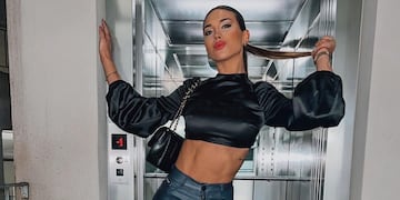Agustina Gandolfo, su look rojo pasión y la gastronomía de Qatar