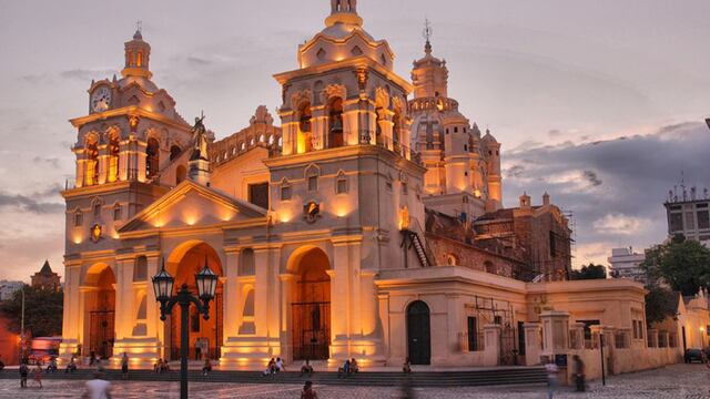 El cielo de Córdoba, parcialmente nublado.