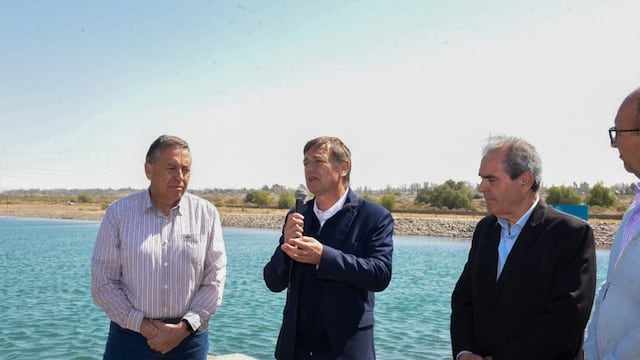 Rodolfo Suarez estuvo en San Rafael y anunció la licitación del acueducto ganadero.