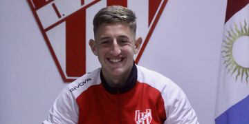 El juvenil volante central Nicolás Dubersarsky mejoró y amplió su contrato con Instituto (IACC).