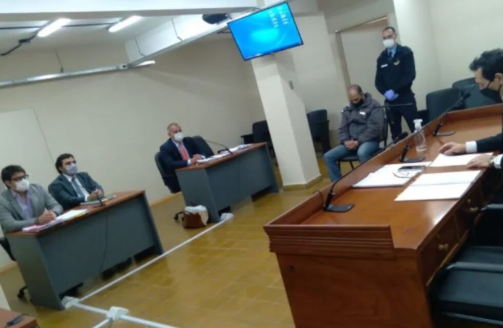 Va a juicio un empleado de seguridad que manoseó y violó a su hijastra