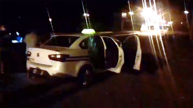 Un taxista fue apuñalado en el Barrio Solidaridad cuando intentaban robarle.