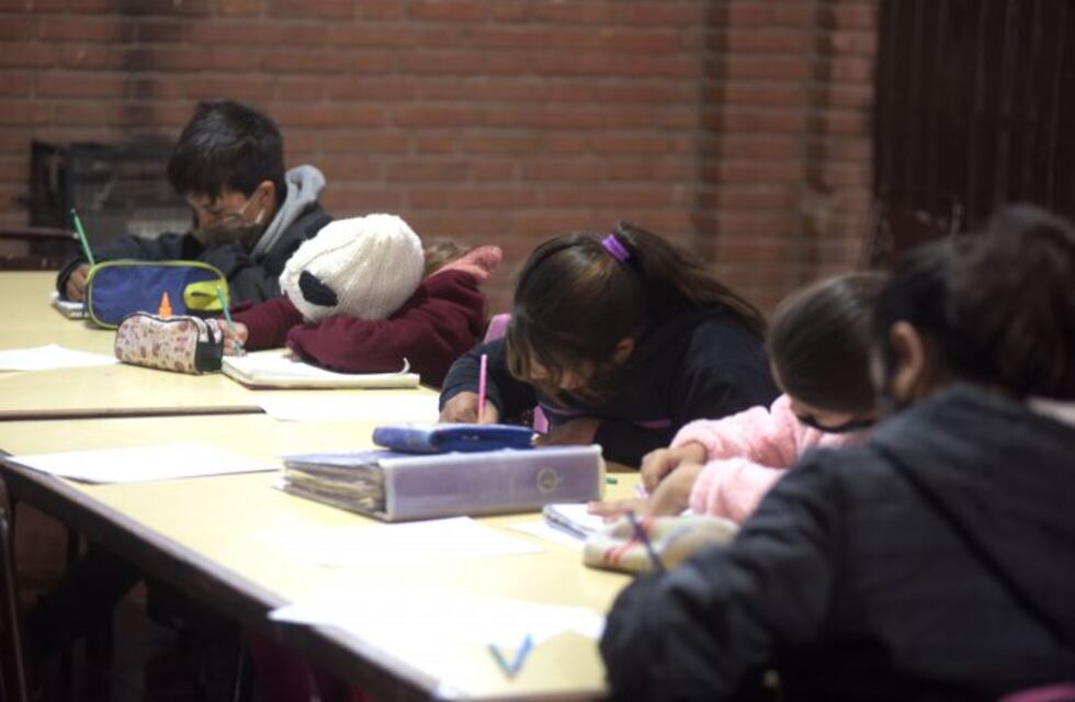 La DGE evaluará a los estudiantes que tengan un nivel crítico antes de finalizar el año