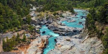 Los Pozones de Caleufú, la maravilla patagónica escondida en Neuquén.