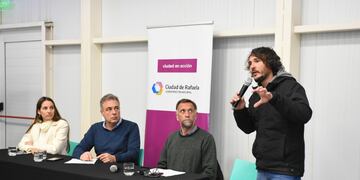 Mario Garrappa presentando los resultados del 11° Observatorio Industrial de Rafaela
