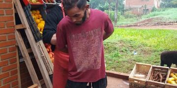 Joven terminó detenido tras sustraer un celular en Eldorado.