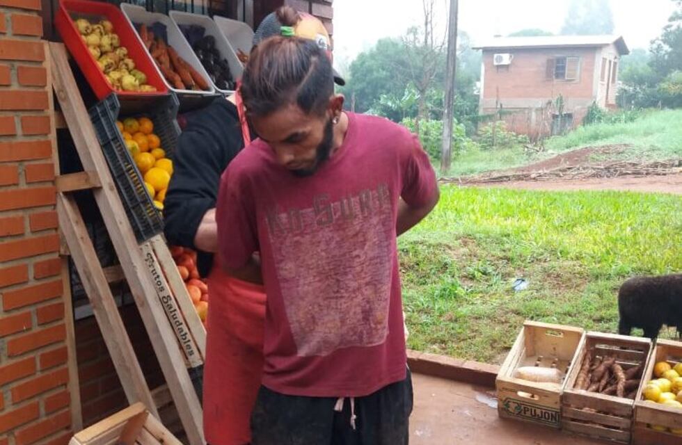 Joven terminó detenido tras sustraer un celular en Eldorado