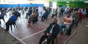 Manzur recorrió el nodo de vacunación de la ciudad de Lules.